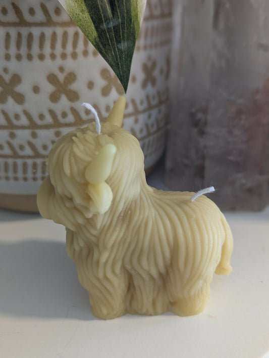 Highland Cow Candle